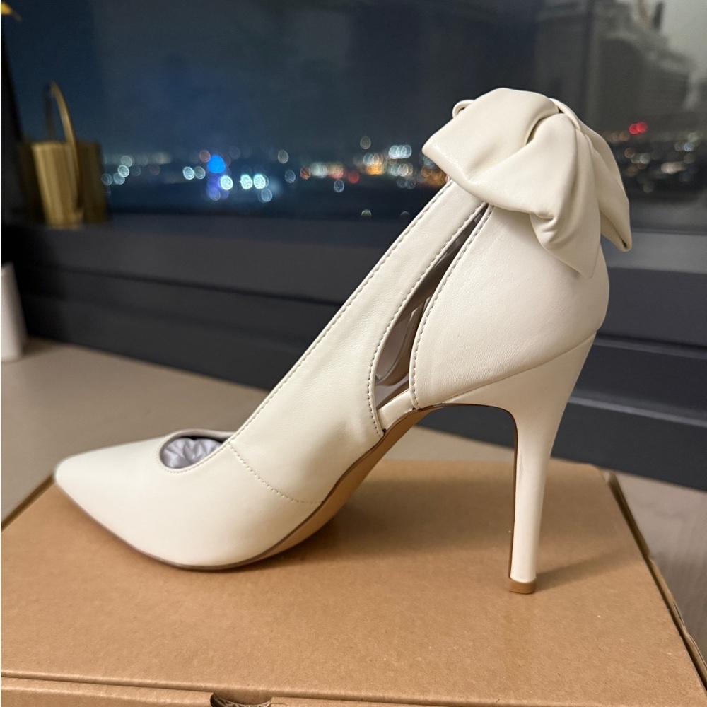 PiePieBuy women’s pointed toe high wedding bowtie on back dress shoes - Size 9
